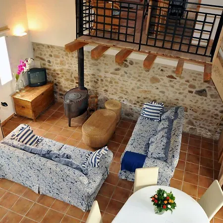 Domaine De Bellac Hébergement de vacances *