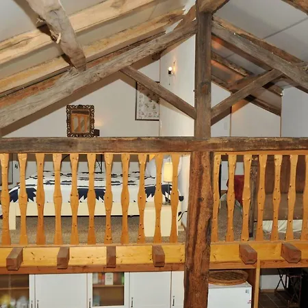 Domaine De Bellac Hébergement de vacances *
